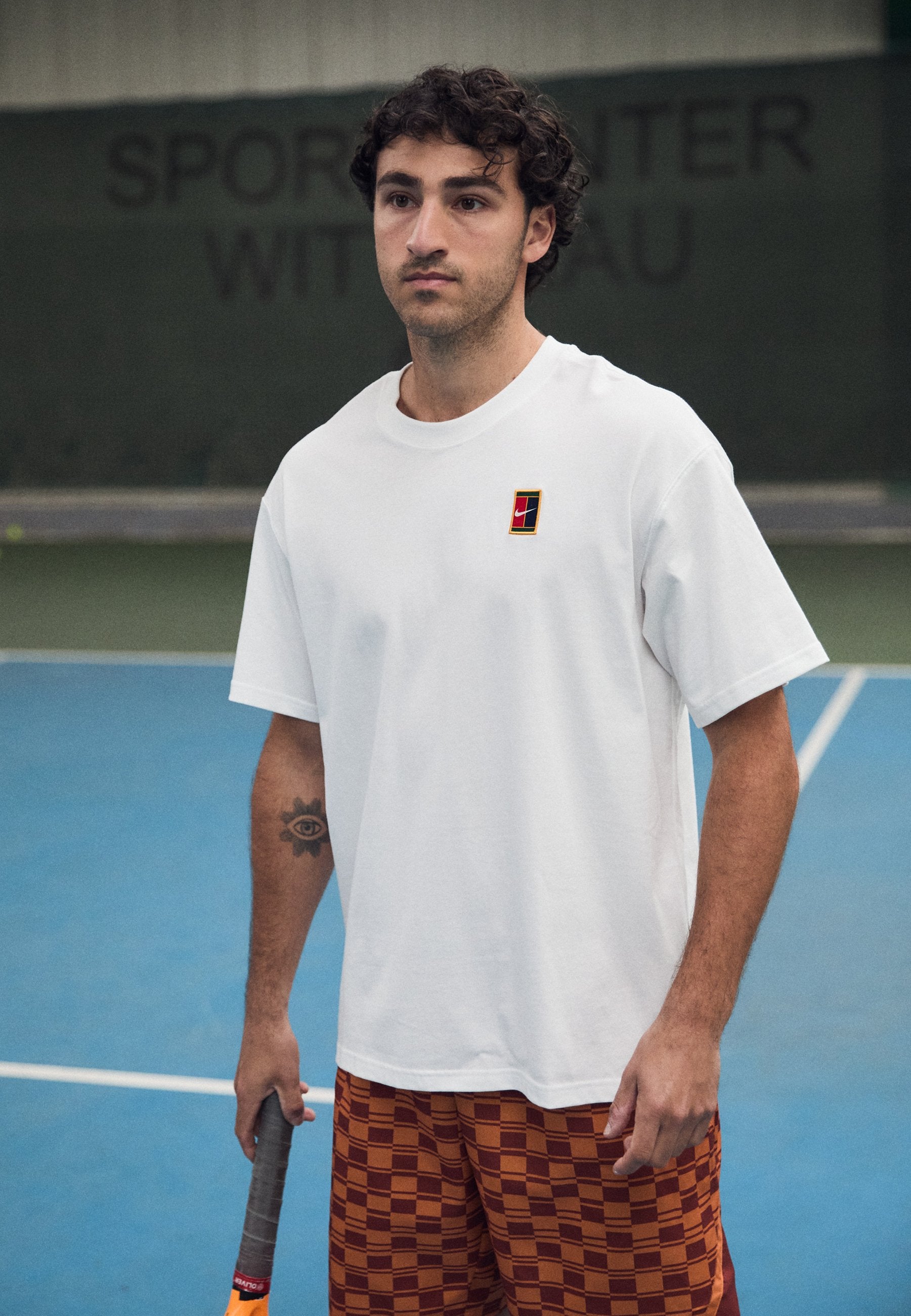 NIKECOURT TEE - T-Shirt basic - white