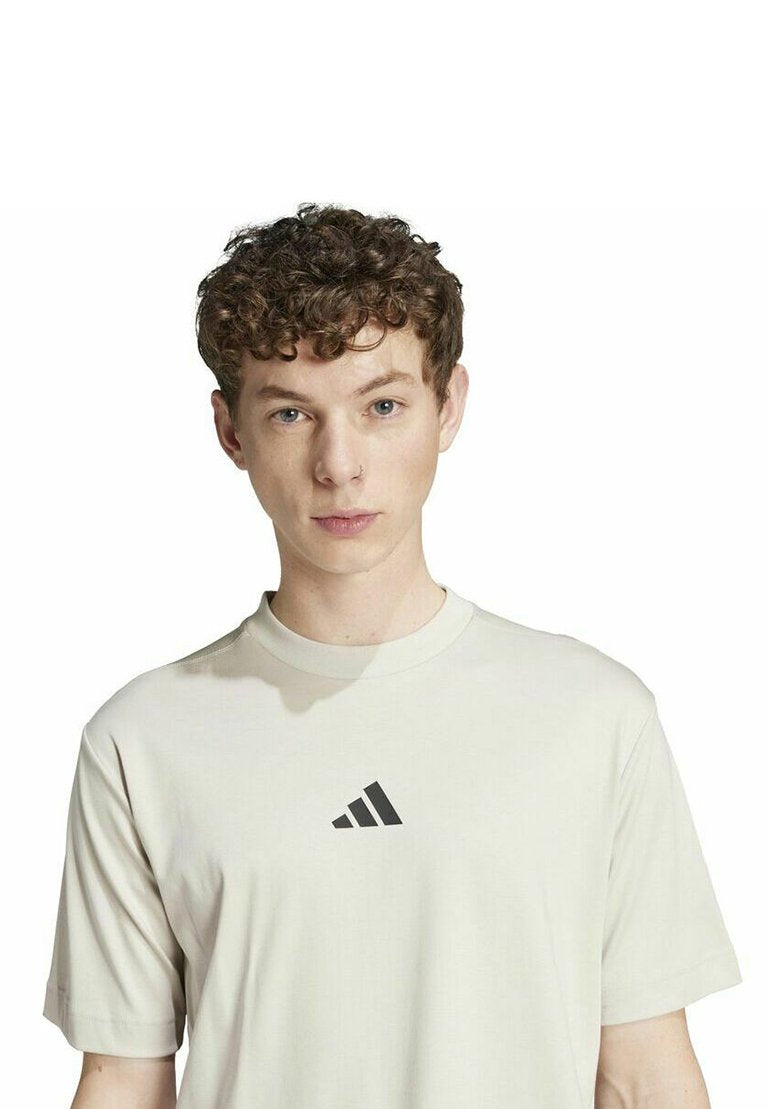 adidas Performance
CITY ESCAPE - Print T-shirt