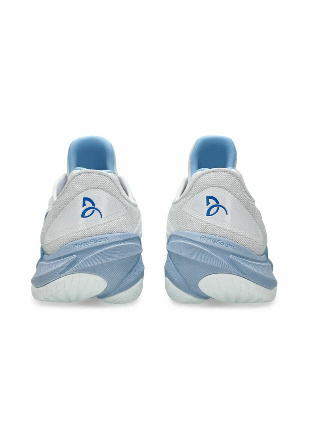 ASICS
Multicourt tennis shoes