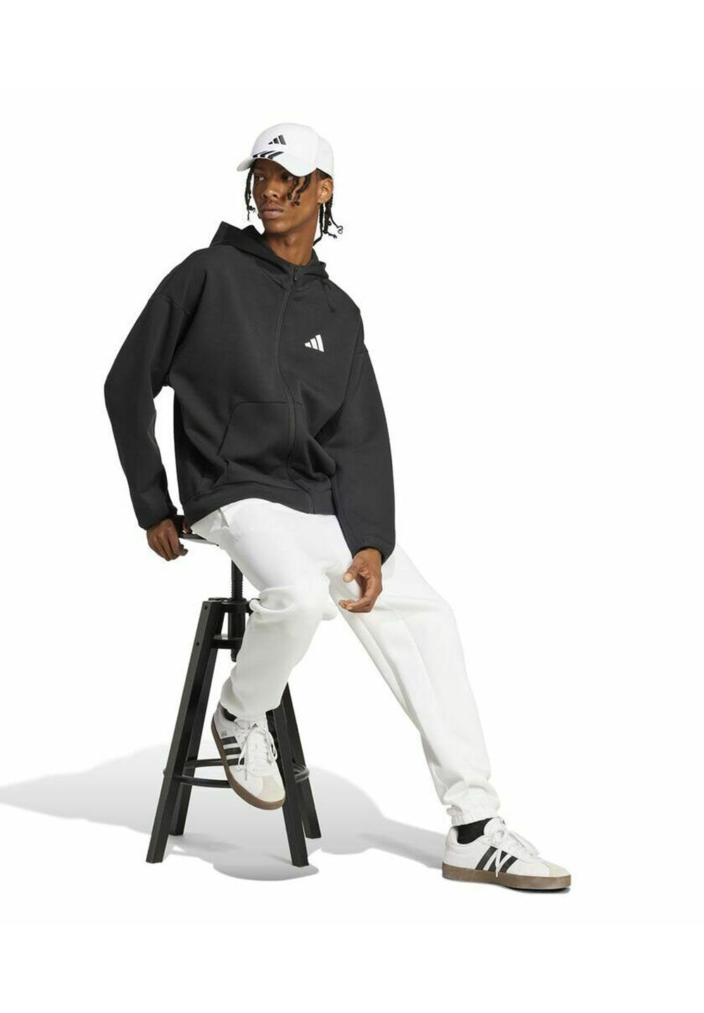 adidas Performance
Zip-up sweatshirt - black