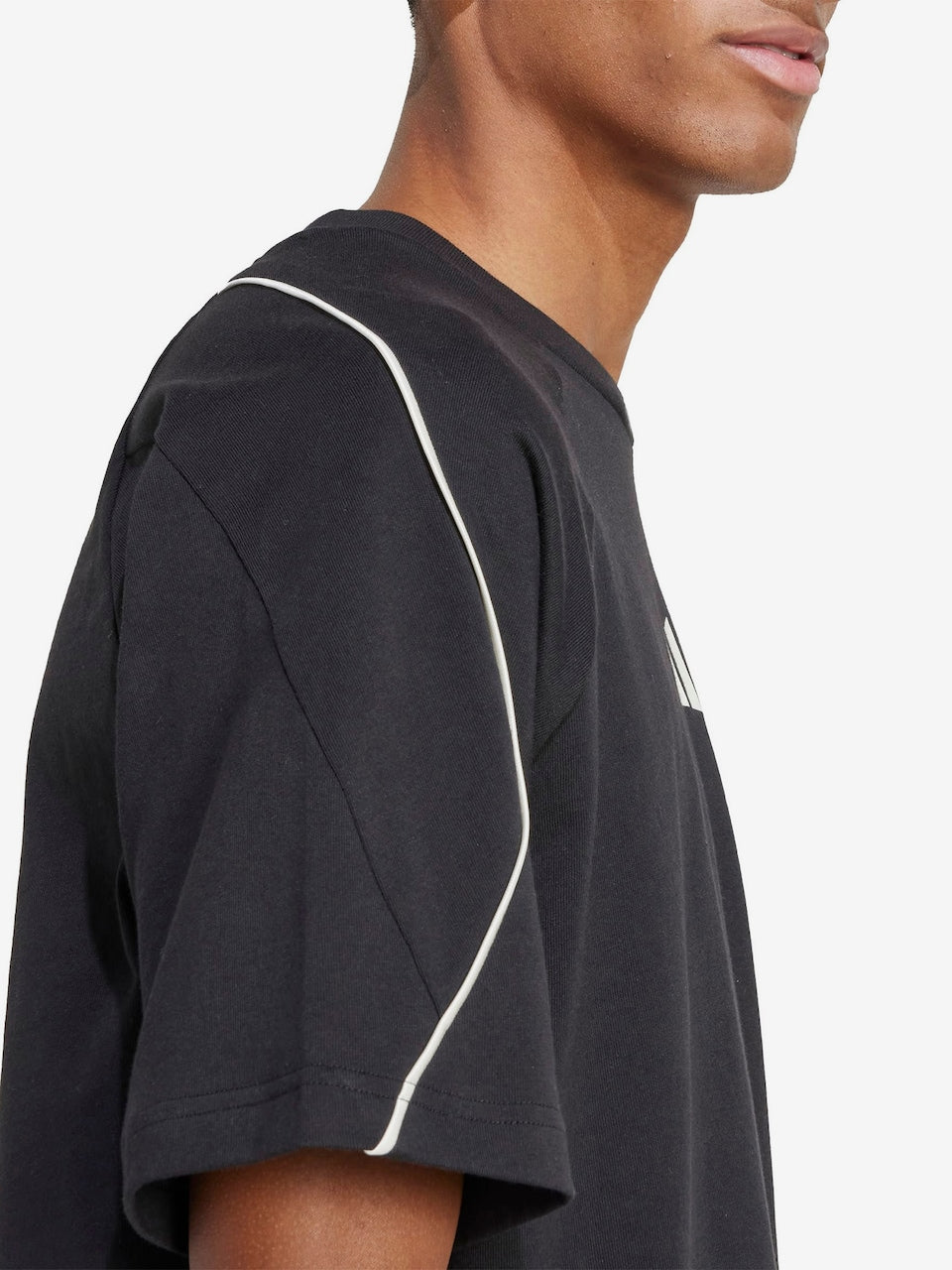 adidas Performance
STADIUM TEE - Print T-shirt - black owhite