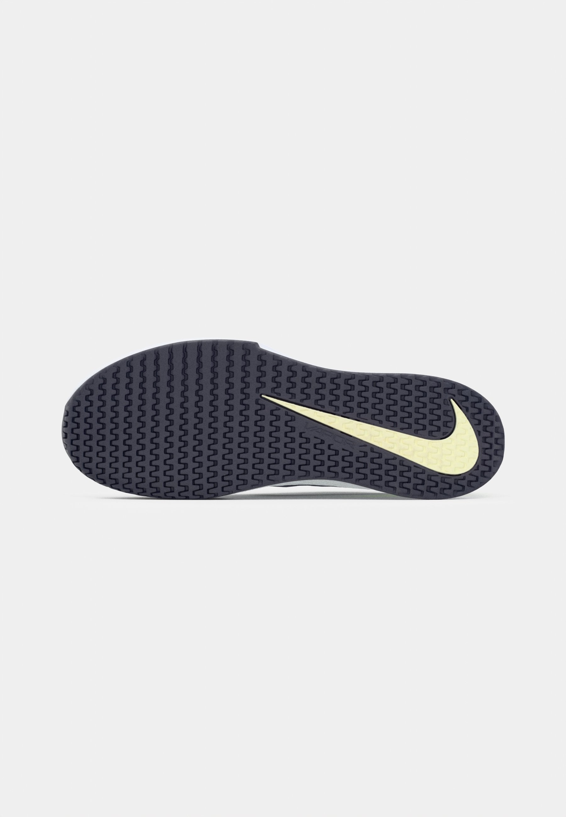 Nike Vapor Lite 3 Multicourt Tennis Shoes