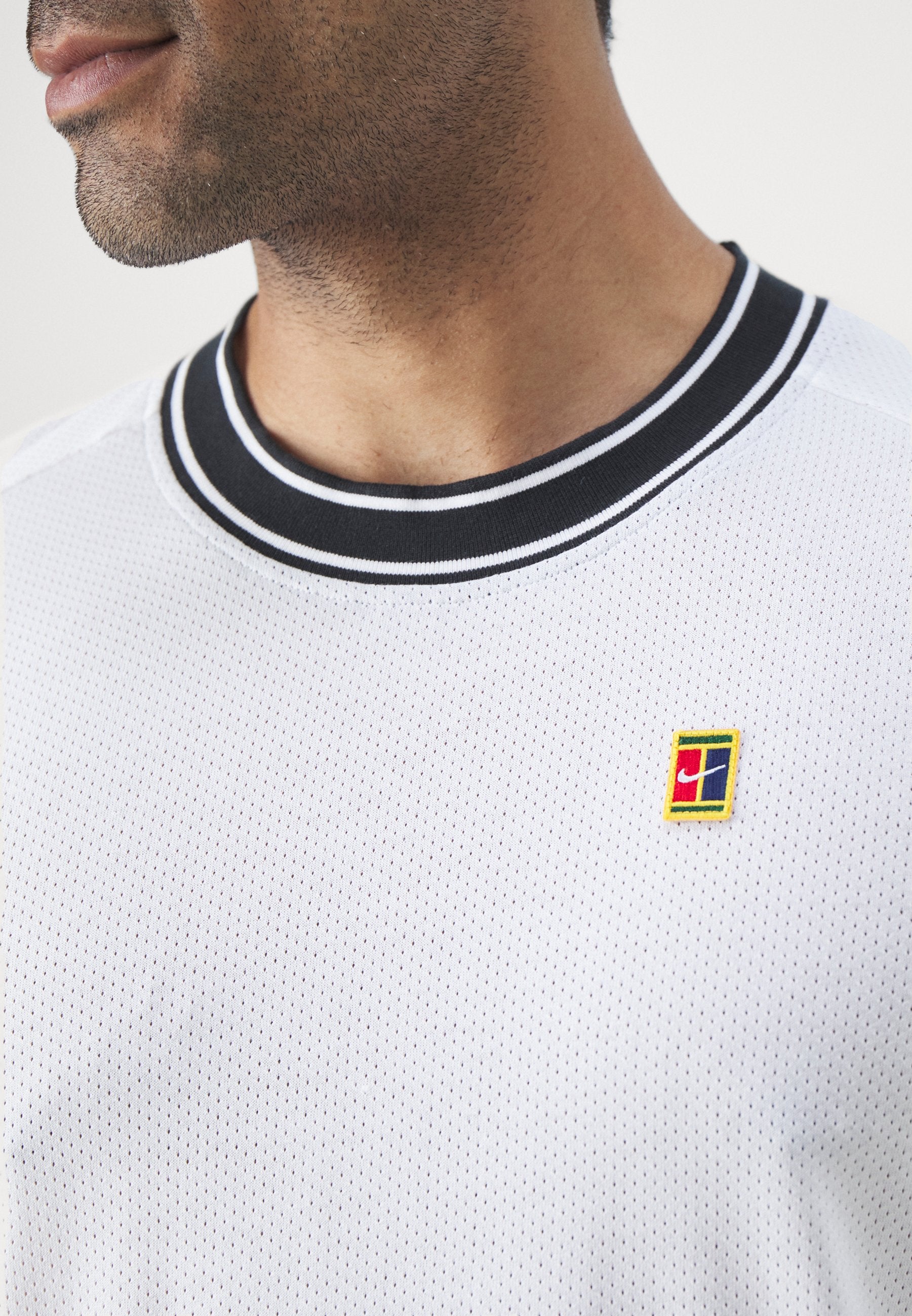 Nike Performance
HERITAGE - Print T-shirt - White