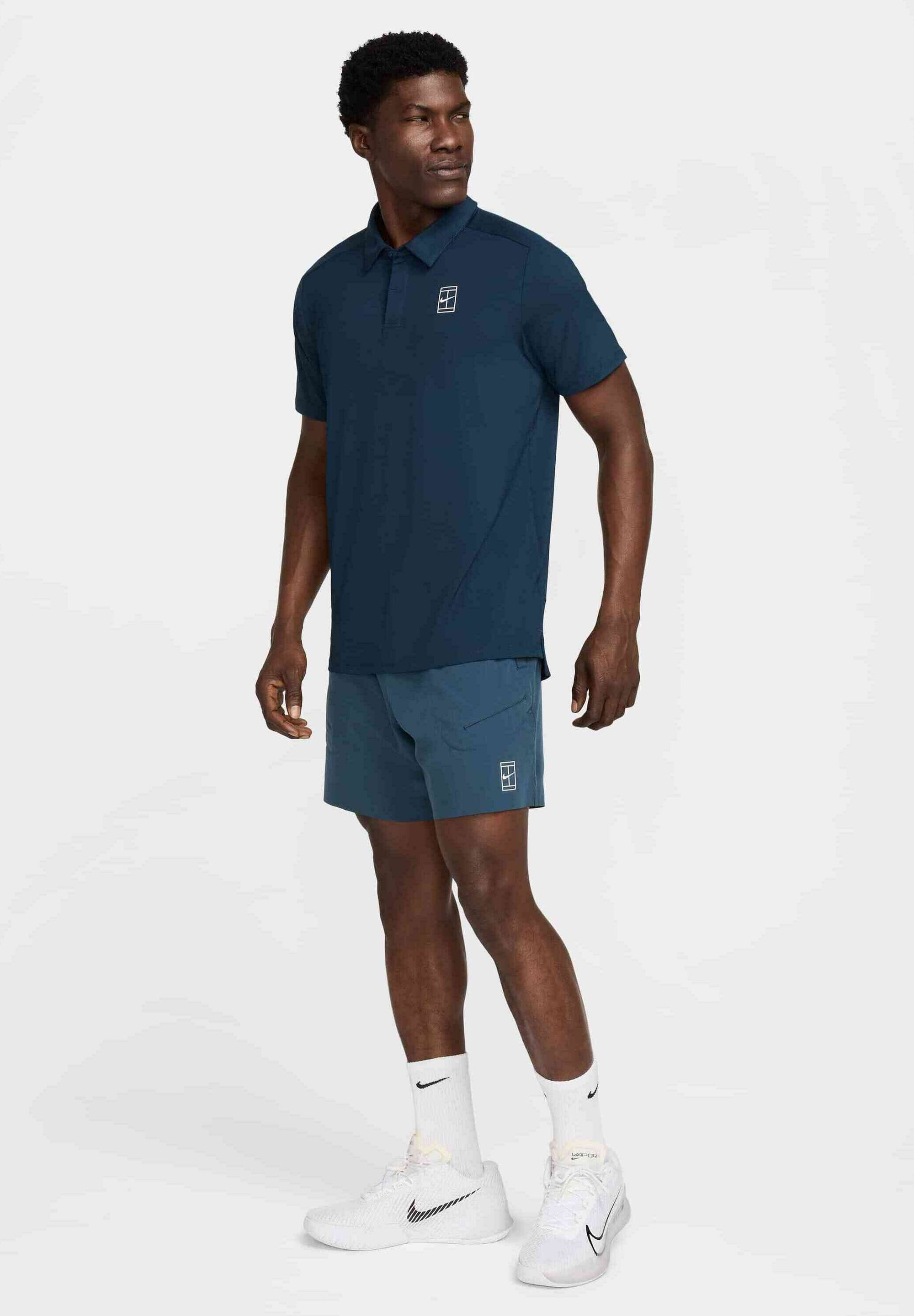 Nike Performance
ADVANTAGE SHORT