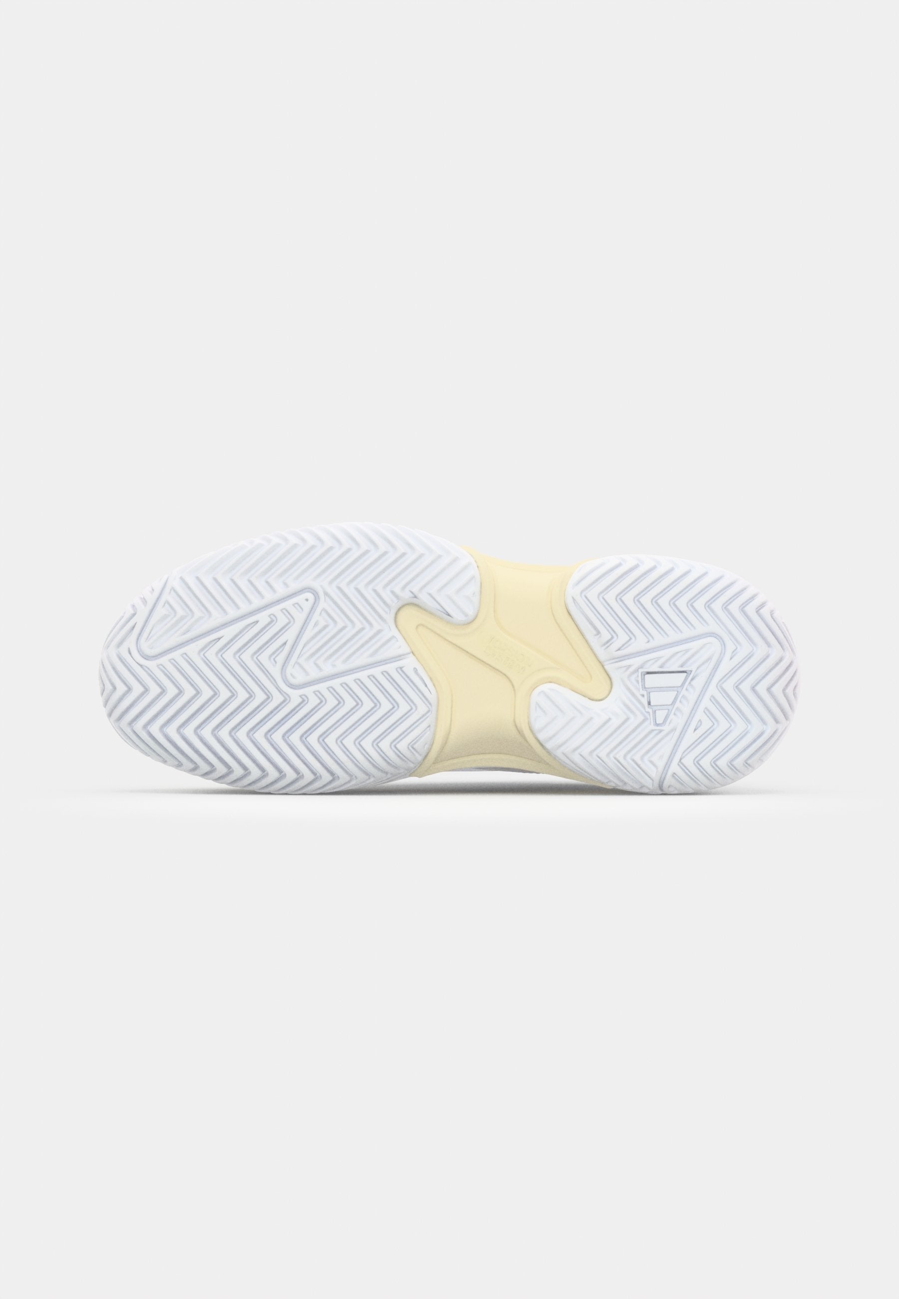 adidas Performance
ASMC BARRICADE - Multicourt tennis shoes